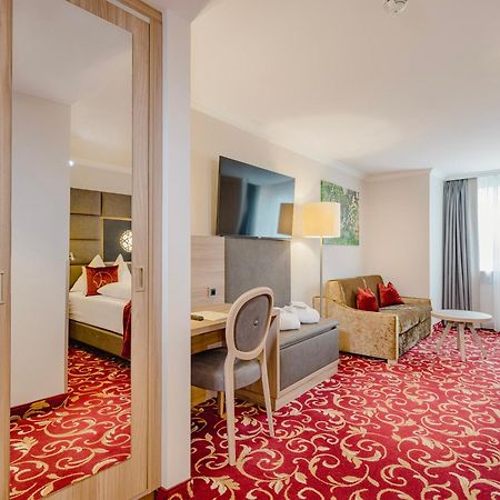Hotel Norica - Thermenhotels Gastein Mit Dem Bademantel Direkt In Die Therme Bad Hofgastein Eksteriør billede