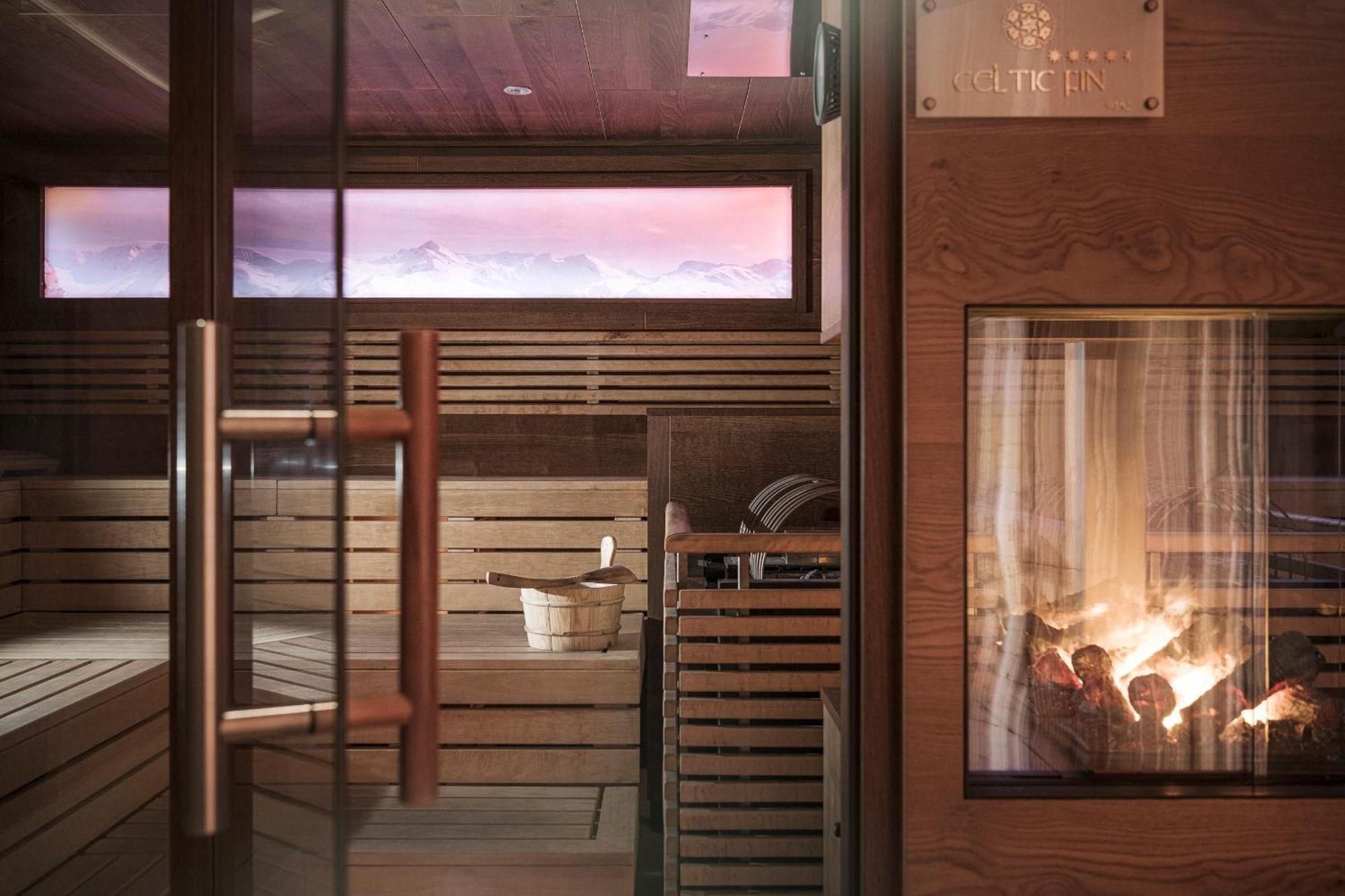 Hotel Norica - Thermenhotels Gastein Mit Dem Bademantel Direkt In Die Therme Bad Hofgastein Eksteriør billede